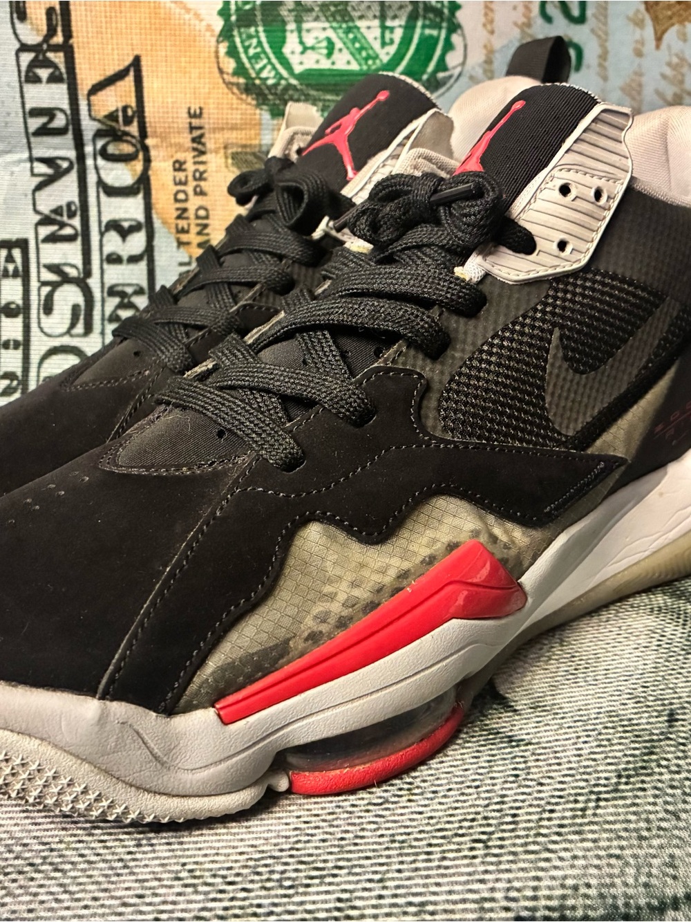 Jordan Zoom 92's (BLACK CEMENT COLORWAY)